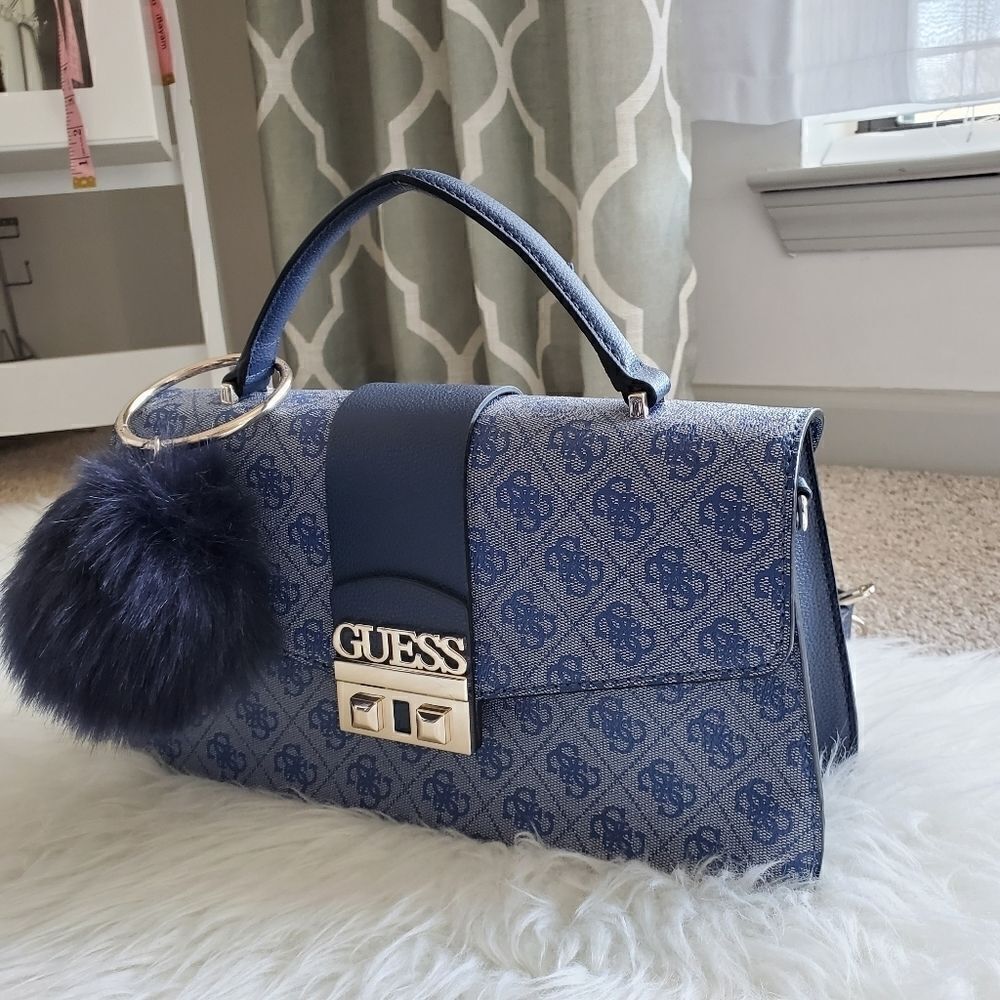 Guess Handbag - Picture 2 of 15